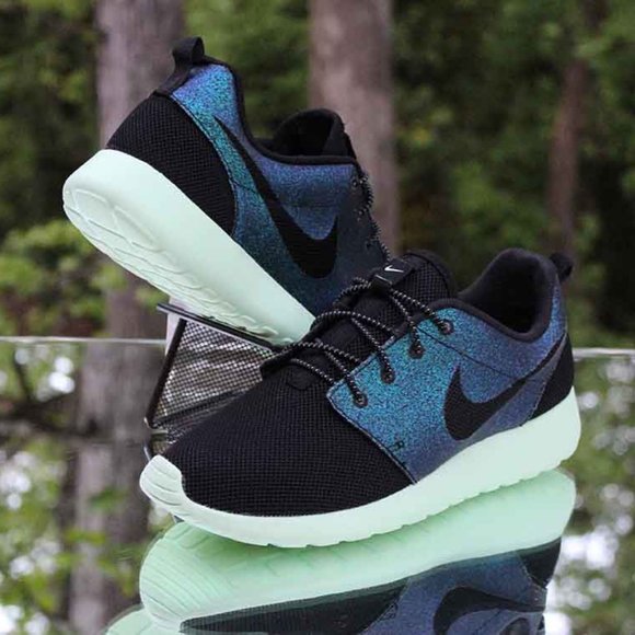 Nike Roshe One WWC QS Women’s Size 8 Teal Black Vapor 808708-303 - Picture 6 of 12